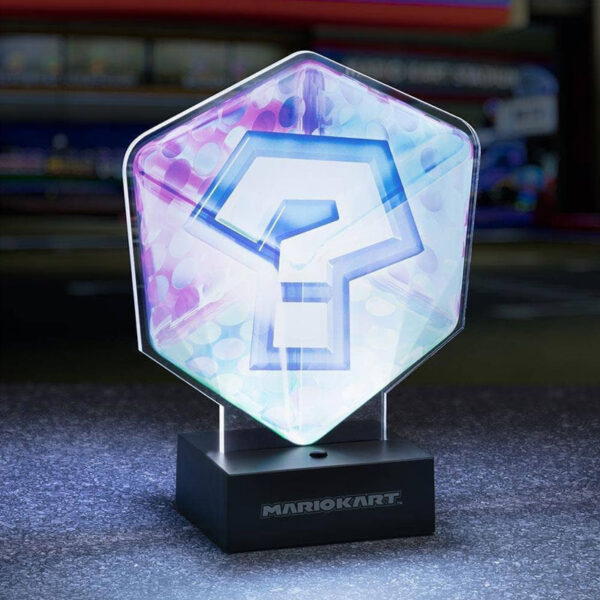 super-mario-acrylic-question-block-light-paladone-2
