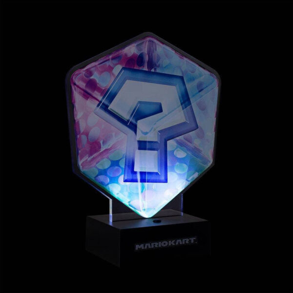 super-mario-acrylic-question-block-light-paladone-3